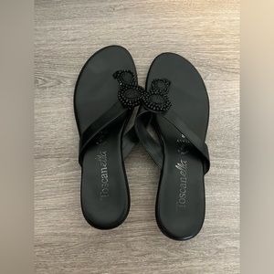 Black size 8 sandals